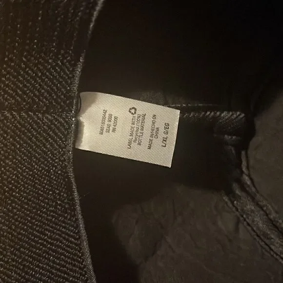 Black Cowboy Hat with black pleather band - Picture 5 of 6